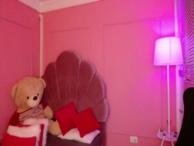 Live sex webcam photo for Diane_sinn #254660658