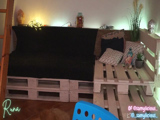 Live sex webcam photo for Runa__ #259485552