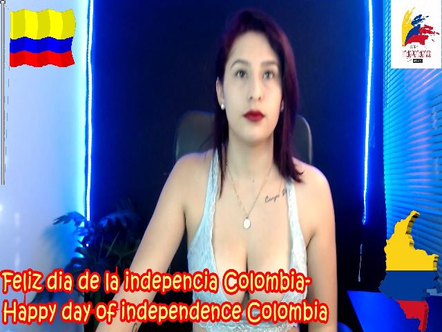 Live sex webcam photo for victoria_lee2 #255622213