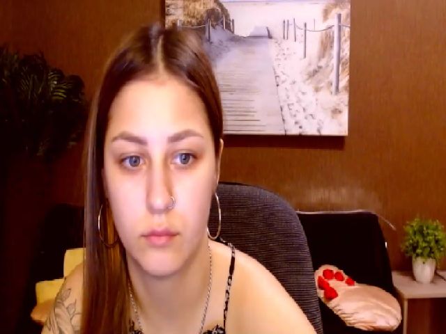 Live sex webcam photo for MsDream_ #254770145