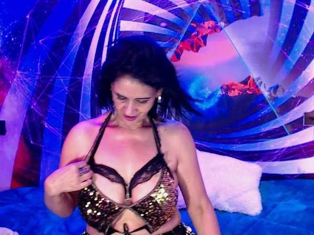 Live sex webcam photo for Agathamonroe #257876178