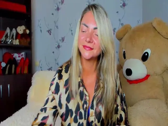 Live sex webcam photo for Alisa_Sims #253922186