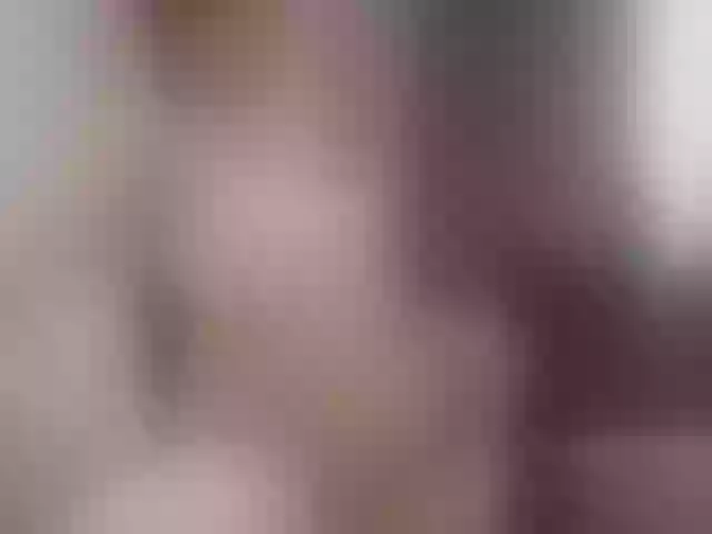 Live sex webcam photo for LoLiPOPGIRL #242497646