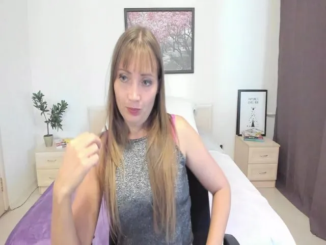 Live sex webcam photo for SharlottaTis #253017600