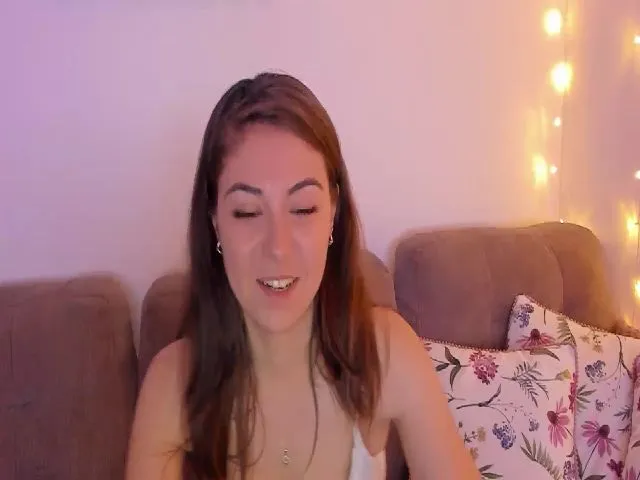 Live sex webcam photo for AyaNatsume #254355216