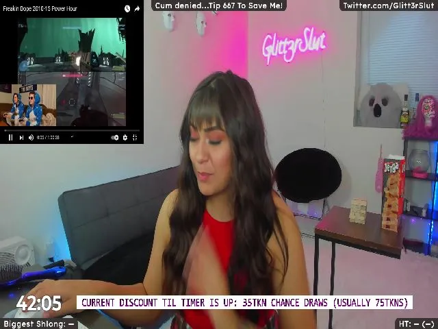 Live sex webcam photo for Glitt3rSlut #254627926
