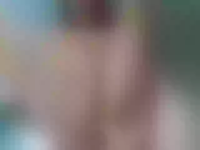 Live sex webcam photo for KianaAnna7 #263219875