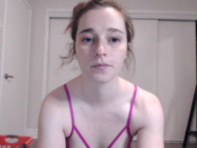 Live sex webcam photo for Cbearrrr #255724822