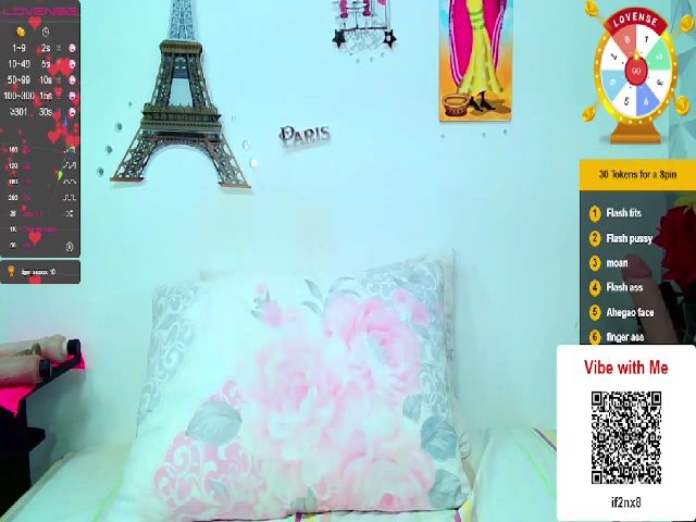 Live sex webcam photo for Saraxsexy #255773159