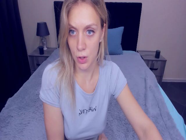 Live sex webcam photo for MeganKind #260529996