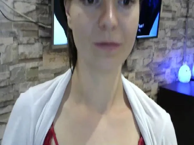 Live sex webcam photo for Velicious7 #253385529