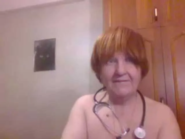 Live sex webcam photo for MioritaHard #287967910