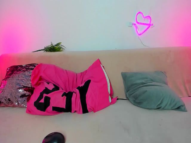 Live sex webcam photo for AlexaEvans #252466776