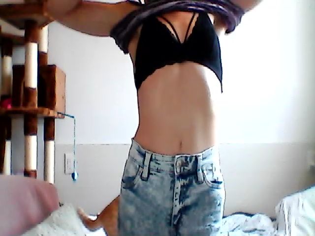 Live sex webcam photo for CanadaBunny #262754081