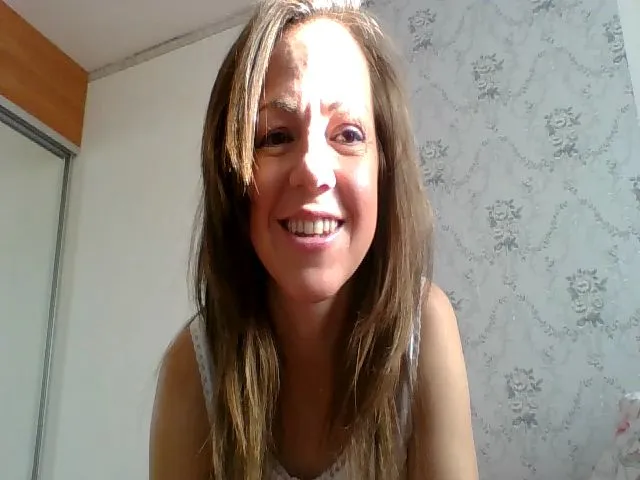 Live sex webcam photo for PrettyPopka #258195440