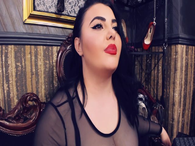 Live sex webcam photo for MelissaGlow #258167155