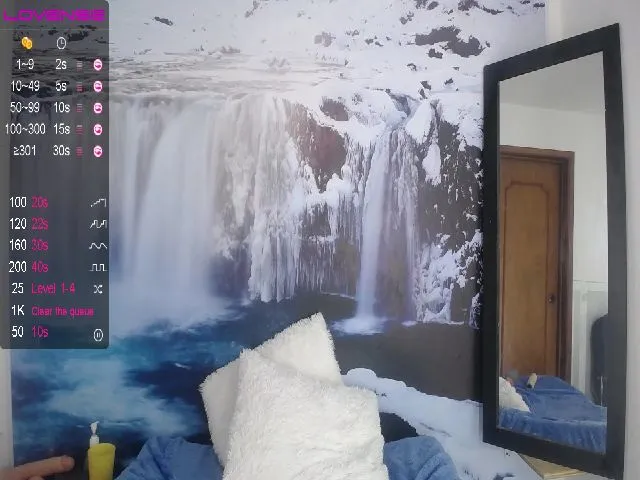 Live sex webcam photo for Jane_23 #253737289