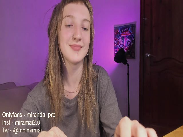 Live sex webcam photo for Miranda2_0 #254955583