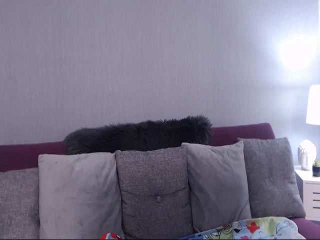 Live sex webcam photo for AuroraXSky #255294326