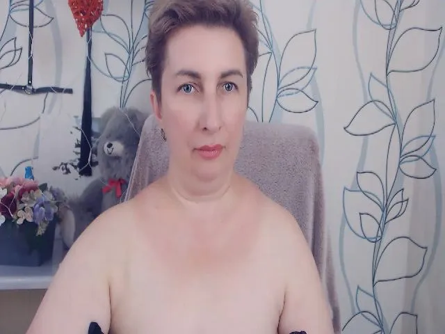 Live sex webcam photo for DepravedMadam #262990112