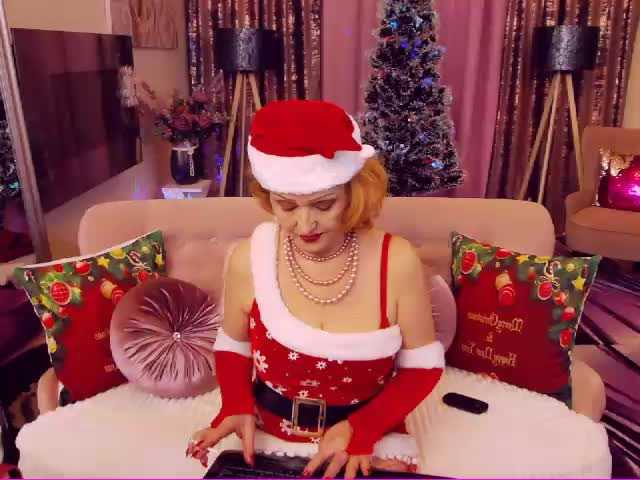 Live sex webcam photo for LadyJosette #240899834