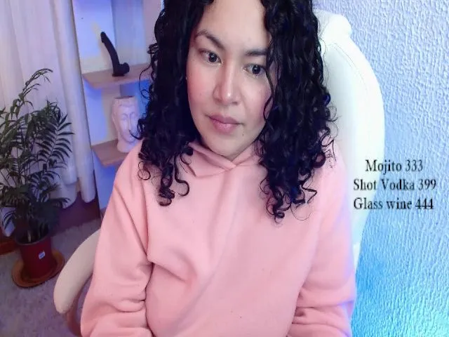 Live sex webcam photo for alone4ever #252343375
