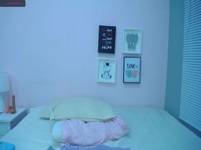 Live sex webcam photo for Whitney_swan #253598253