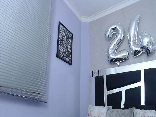 Live sex webcam photo for Pythonissa97 #264316200