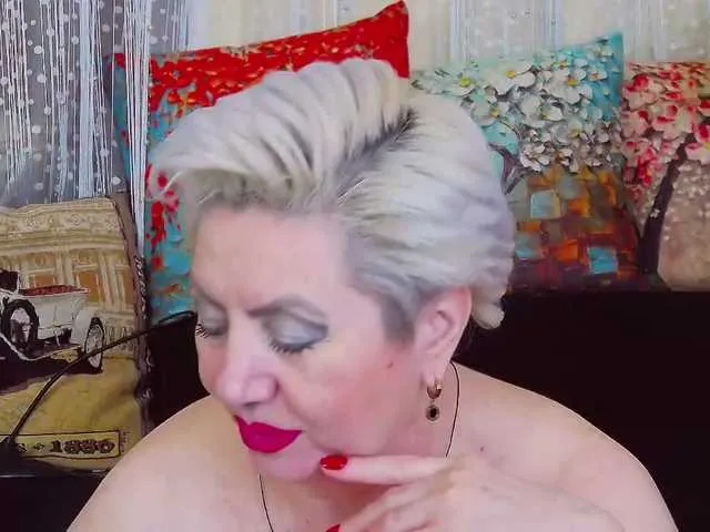 Live sex webcam photo for PoshLadyx #242901182