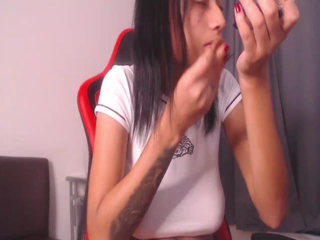 Live sex webcam photo for LiliJade #265494809