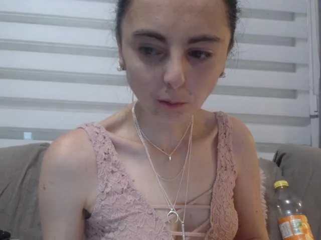 Live sex webcam photo for cleophee #287942252