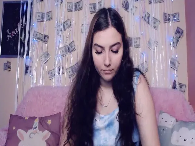 Live sex webcam photo for Innocent_Di #255213884