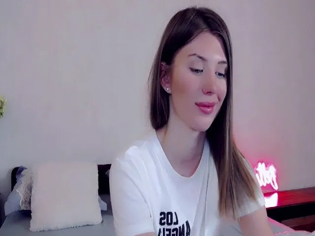 Live sex webcam photo for MalisaRobbyy #257500683
