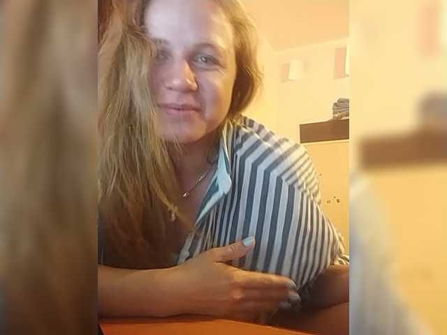 Live sex webcam photo for LareNK #245056672