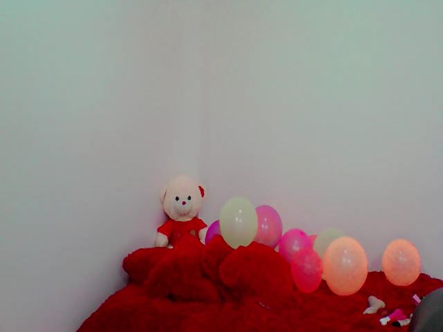 Live sex webcam photo for IvannaSofia20 #263933076