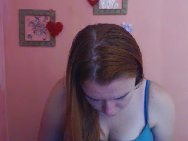 Live sex webcam photo for JiMiola #252400408