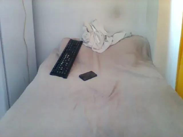 Live sex webcam photo for LaraDark #264167402