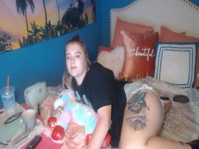 Live sex webcam photo for SnowWhiteXxxx #255180991