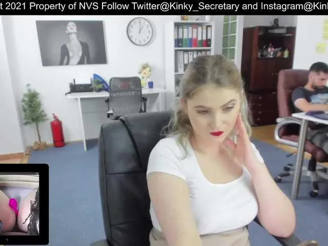 Live sex webcam photo for KinkyOffice #249058504