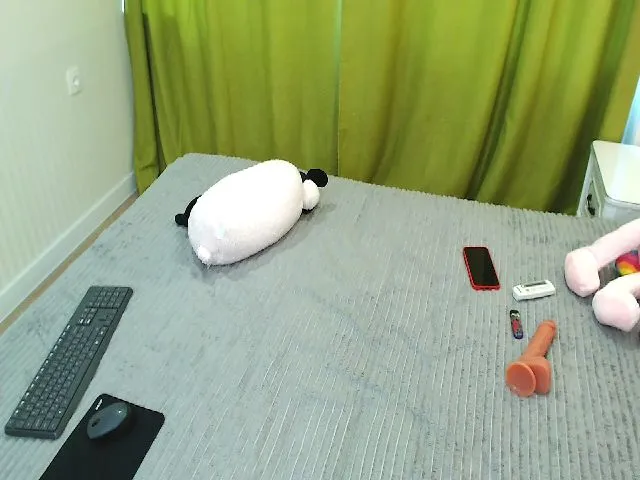 Live sex webcam photo for Succubus_Meru #261985452