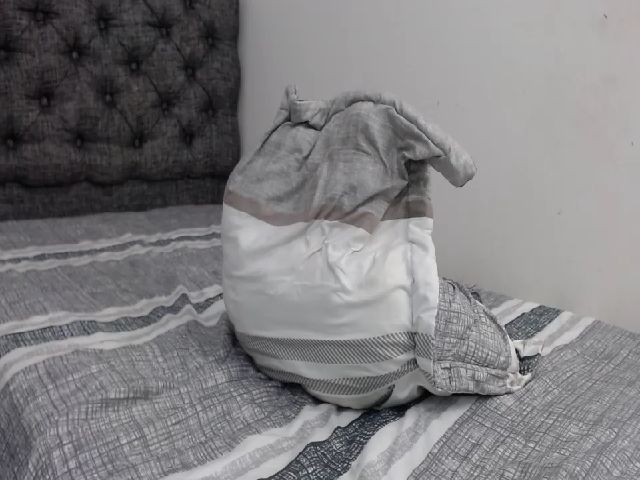 Live sex webcam photo for Andrea_greey #257262165