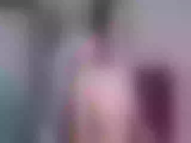 Live sex webcam photo for Sun_kissed1 #254010292