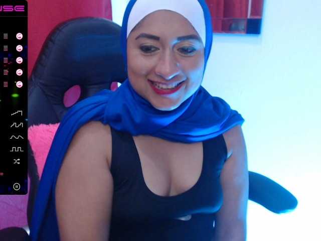 Live sex webcam photo for NumaAsun #250335004