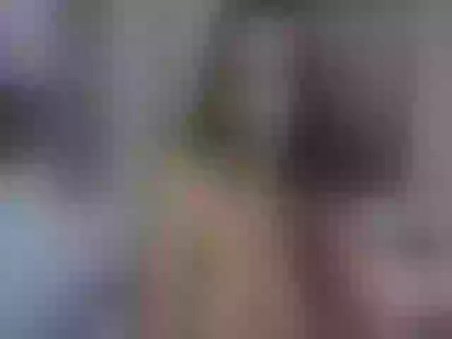 Live sex webcam photo for IndianMama #253508767