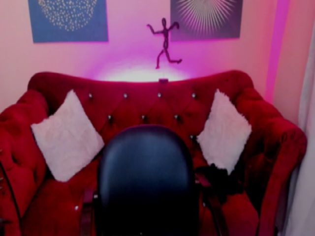 Live sex webcam photo for PAMELA_BLAKES #264859464