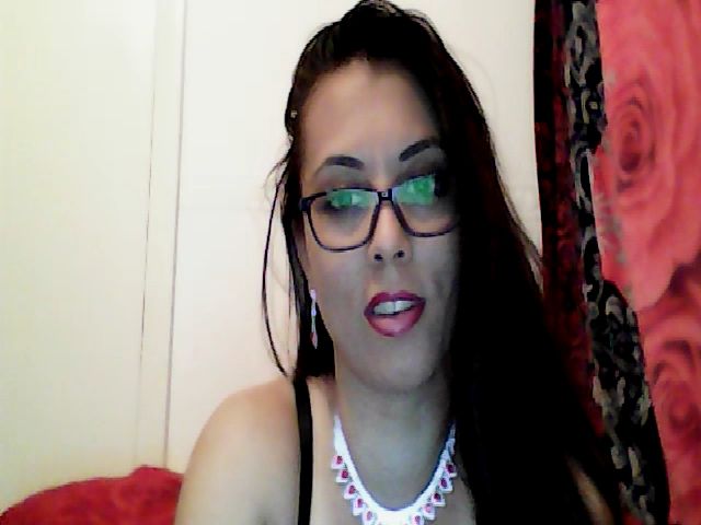 Live sex webcam photo for AmbraJones #252930011