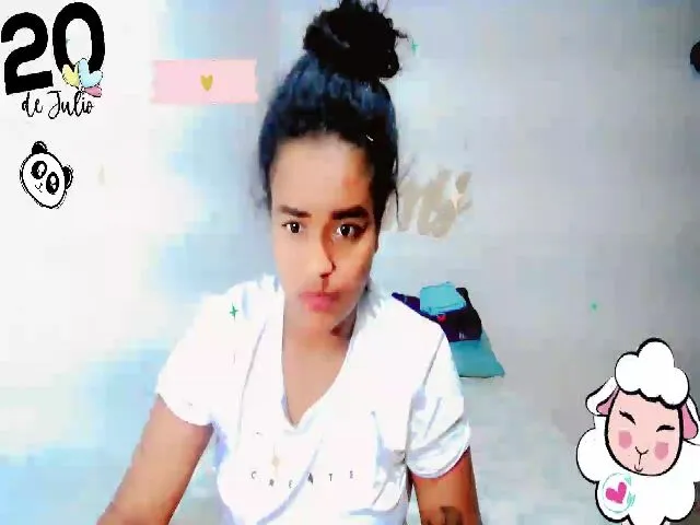 Live sex webcam photo for xxiomy_ #255705859