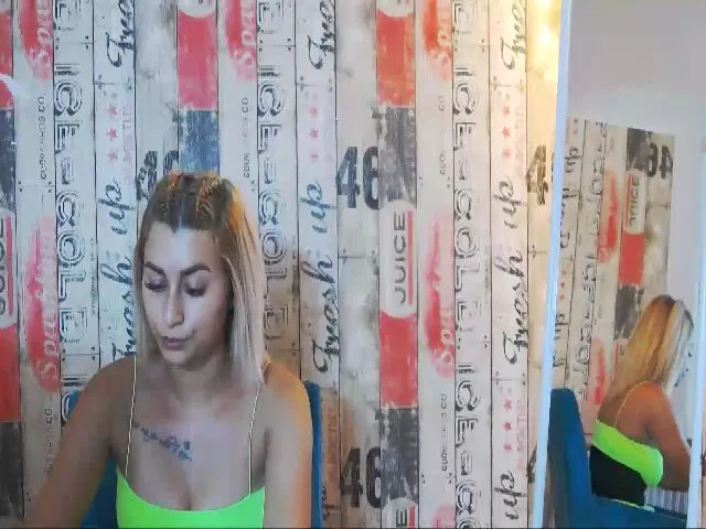 Live sex webcam photo for RubbyKalifha #262627461