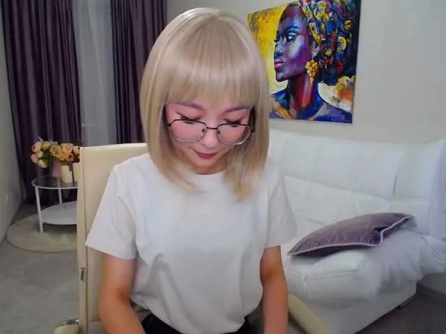 Live sex webcam photo for SoftHeartbeat #241076864