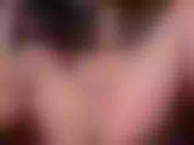 Live sex webcam photo for JenniferLuvv #255877699